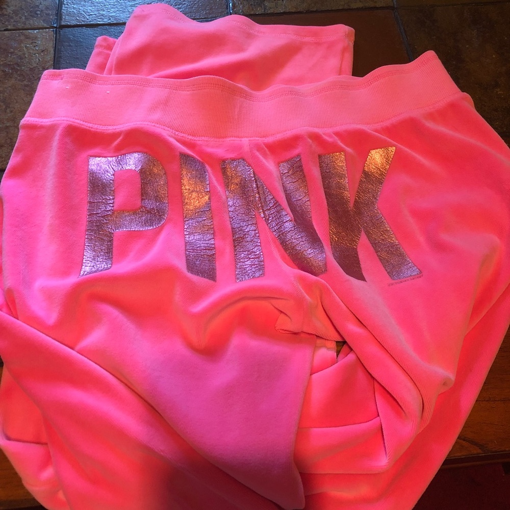 Victoria’s Secret PINK lounge sweatpants